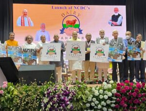 Amit-Shah-launches the -Dairy Sahakar- scheme