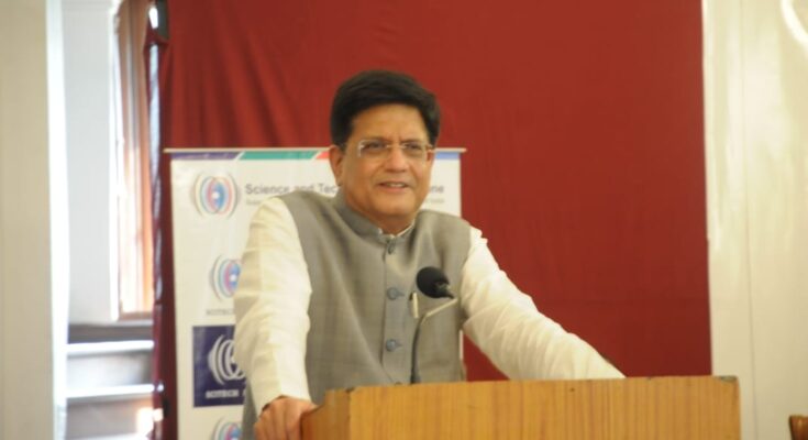 The Minister for Commerce & Industry, Textiles, Consumer Affairs and Food & Public Distribution, Shri Piyush Goyal हडपसर मराठी बातम्या Hadapsar Latest News, Hadapsar News