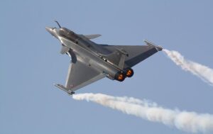 Indian Air Force's five Rafale fighter jets to fly in 'Vinash', Grandest flypast to take place over Rajpath