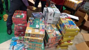 BIS raids toy-shop in Goregaon West confiscates uncertified toys.