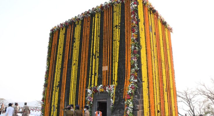 Celebration of Shivjanmotsav at Fort Shivneri