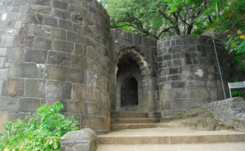 Shivneri-Fort-Main-Entrance Gate