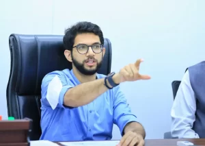 Environment Minister Aditya Thackeray हडपसर मराठी बातम्या Hadapsar Latest News, Hadapsar News