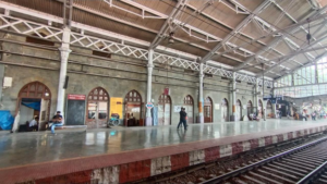 भायखळा रेल्वे स्थानकाला त्याचे गतवैभव पुन्हा मिळाले Byculla Railway Station regains its vintage glory हडपसर मराठी बातम्या Hadapsar Latest News Hadapsar News