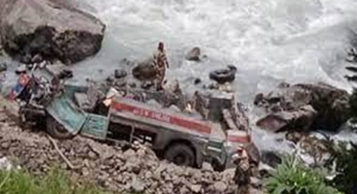 Death toll following road accident in Pahalgam mounted to seven पहलगाममध्ये ITBP ची बस दरीत कोसळून झालेल्या अपघातात 7 जवानांचा मृत्यू हडपसर मराठी बातम्या Hadapsar Latest News Hadapsar News