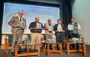 Economic Advisory Council to Prime Minister releases Competitiveness Roadmap for India@100 प्रधानमंत्र्यांच्या आर्थिक सल्लागार परिषदतर्फे भारतासाठी स्पर्धात्मकता रोडमॅप@१०० जारी हडपसर मराठी बातम्या  Hadapsar Latest News Hadapsar News