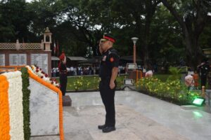 Southern Command celebrates Independence Day दक्षिण कमांड युद्ध स्मारक इथे स्वातंत्र्यदिन दिमाखात साजरा हडपसर मराठी बातम्या  Hadapsar Latest News Hadapsar News