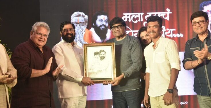 hief Minister Eknath Shinde will do his best for the past glory of theater and film industry नाट्य-चित्रपट क्षेत्राच्या गतवैभवासाठी सर्वतोपरी प्रयत्न करणार – मुख्यमंत्री एकनाथ शिंदे हडपसर मराठी बातम्या Hadapsar Latest News Hadapsar News