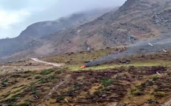 Helicopter ferrying Kedarnath pilgrims crashes केदारनाथ यात्रेकरूंना घेऊन जाणारे हेलिकॉप्टर कोसळले हडपसर मराठी बातम्या Hadapsar Latest News Hadapsar News