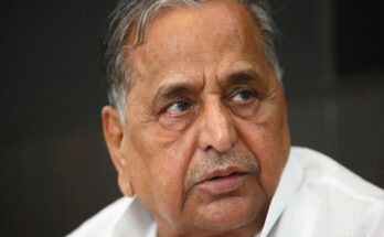 Samajwadi Party patriarch and former Uttar Pradesh Chief Minister Mulayam Singh Yadav passed away समाजवादी पक्षाचे सरदार आणि उत्तर प्रदेशचे माजी मुख्यमंत्री मुलायम सिंह यादव यांचे आज सकाळी दीर्घ आजाराने निधन हडपसर मराठी बातम्या Hadapsar Latest News Hadapsar News