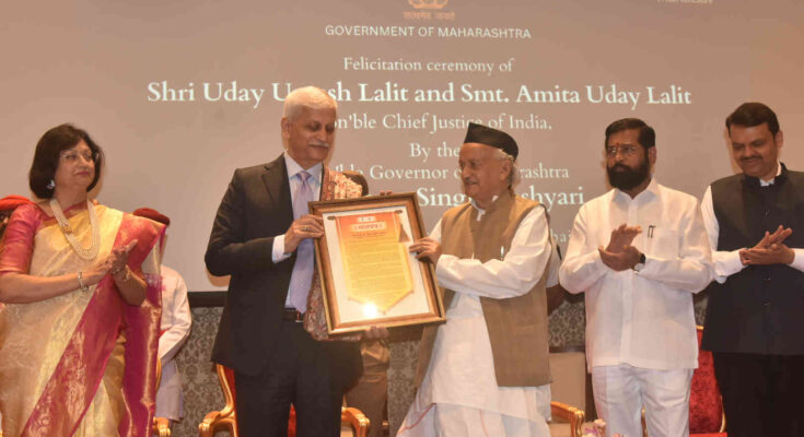 Chief Justice Uday Lalit felicitated on behalf of Maharashtra सरन्यायाधीश उदय लळीत यांचा महाराष्ट्राच्या वतीने सत्कार हडपसर मराठी बातम्या Hadapsar Latest News, Hadapsar News,