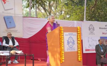 Smt Sudha Murthy President of Murthy Foundation मूर्ती फाउंडेशनच्या अध्यक्षा श्रीमती सुधा मूर्ती हडपसर मराठी बातम्या Hadapsar Latest News Hadapsar News