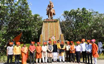 Savitribai Phule Pune University celebrated Shiv Jayanti सावित्रीबाई फुले पुणे विद्यापीठात शिवजयंती साजरी हडपसर क्राइम न्यूज हडपसर मराठी बातम्या Hadapsar Latest News Hadapsar News