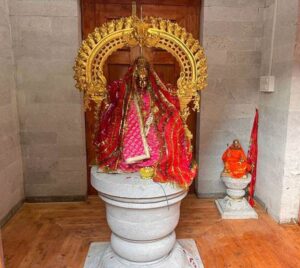 Mata Sharda Devi at Kupwara, Jammu and Kashmir
जम्मू आणि काश्मीरमधील कुपवाडा येथील माता शारदा देवी
हडपसर क्राइम न्यूज, हडपसर मराठी बातम्या, हडपसर न्युज 
Hadapsar Crime News, Hadapsar Marathi News, ,Hadapsar News
