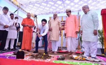 Bhoomipujan of Balasaheb Devras Hospital बाळासाहेब देवरस रुग्णालयाचे दिमाखात भूमिपूजन हडपसर क्राइम न्यूज, हडपसर मराठी बातम्या, हडपसर न्युज Hadapsar Crime News, Hadapsar Marathi News, ,Hadapsar News