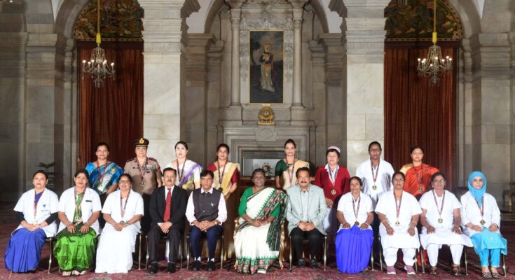 Maharashtra awarded 3 National Florence Nightingale Awards महाराष्ट्राला 3 राष्ट्रीय फ्लोरेन्स नाइटिंगेल पुरस्कार प्रदान हडपसर क्राइम न्यूज, हडपसर मराठी बातम्या, हडपसर न्युज Hadapsar Crime News, Hadapsar Marathi News, ,Hadapsar News