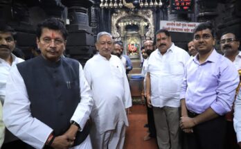 Facilitation center in Mahalakshmi temple premises was inaugurated by the guardian minister महालक्ष्मी मंदिर परिसरातील सुविधा केंद्राचे उद्घाटन पालकमंत्र्यांच्या हस्ते संपन्न हडपसर क्राइम न्यूज, हडपसर मराठी बातम्या, हडपसर न्युज Hadapsar Crime News, Hadapsar Marathi News, ,Hadapsar News