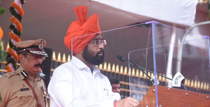 Flag Hoisting by Chief Minister Eknath Shinde at Mantralaya on the occasion of Independence Day स्वातंत्र्य दिनानिमित्त मंत्रालयात मुख्यमंत्री एकनाथ शिंदे यांच्या हस्ते ध्वजारोहण हडपसर क्राइम न्यूज, हडपसर मराठी बातम्या, हडपसर न्युज Hadapsar Crime News, Hadapsar Marathi News, ,Hadapsar News