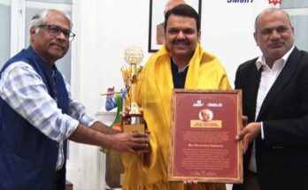 Dr Shyama Prasad Mukherjee Award to Deputy Chief Minister Devendra Fadnavis उपमुख्यमंत्री देवेंद्र फडणवीस यांना डॉ.श्यामाप्रसाद मुखर्जी पुरस्कार हडपसर क्राइम न्यूज, हडपसर मराठी बातम्या, हडपसर न्युज Hadapsar Crime News, Hadapsar Marathi News, ,Hadapsar News