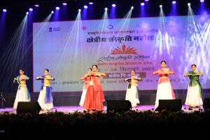 The atmosphere was devotional with Ganesh and Shivstuti performed through Kathak dance
कथ्थक नृत्यातून सादर झालेल्या गणेश आणि शिवस्तुतीने वातावरण भक्तिमय
हडपसर क्राइम न्यूज, हडपसर मराठी बातम्या, हडपसर न्युज Hadapsar Crime News, Hadapsar Marathi News, ,Hadapsar News