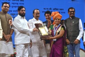 Kranti Jyoti Savitrimai Phule State Teacher Merit Award
क्रांतीज्योती सावित्रीमाई फुले राज्य शिक्षक गुणगौरव पुरस्कार प्रदान
हडपसर क्राइम न्यूज, हडपसर मराठी बातम्या, हडपसर न्युज Hadapsar Crime News, Hadapsar Marathi News, ,Hadapsar News