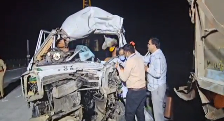 2 people died in an accident on Nagpur Mumbai Samriddhi Highway नागपूर मुंबई समृद्धी महामार्गावरील अपघातात १२ जणांचा मृत्यू हडपसर क्राइम न्यूज, हडपसर मराठी बातम्या, हडपसर न्युज Hadapsar Crime News, Hadapsar Marathi News, ,Hadapsar News