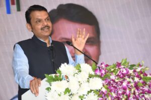 Industries and non-governmental organizations should work to transform human life by giving human form to development - Deputy Chief Minister Devendra Fadnavis हडपसर क्राइम न्यूज, हडपसर मराठी बातम्या, हडपसर न्युज Hadapsar Crime News, Hadapsar Marathi News, ,Hadapsar News