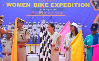 Maharashtra Women and Child Welfare Minister Aditi Tatkare flagged off the rally महाराष्ट्राच्या महिला व बालकल्याण मंत्री आदिती तटकरे यांनी दाखवला रॅलीला हिरवा झेंडा हडपसर क्राइम न्यूज, हडपसर मराठी बातम्या, हडपसर न्युज Hadapsar Crime News, Hadapsar Marathi News, ,Hadapsar News