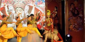 Spontaneous response to Navdurga 'Jagar Stree Shakti' cultural programme
नवदुर्गा ‘जागर स्त्री शक्तीचा’ सांस्कृतिक कार्यक्रमास उत्स्फूर्त प्रतिसाद
हडपसर क्राइम न्यूज, हडपसर मराठी बातम्या, हडपसर न्युज Hadapsar Crime News, Hadapsar Marathi News, ,Hadapsar News
