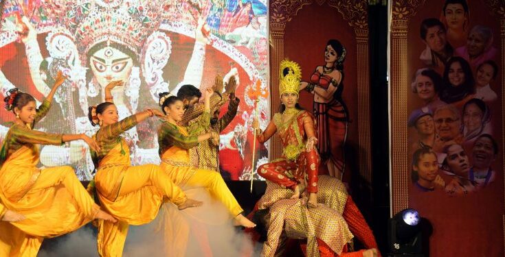 Spontaneous response to Navdurga 'Jagar Stree Shakti' cultural programme नवदुर्गा ‘जागर स्त्री शक्तीचा’ सांस्कृतिक कार्यक्रमास उत्स्फूर्त प्रतिसाद हडपसर क्राइम न्यूज, हडपसर मराठी बातम्या, हडपसर न्युज Hadapsar Crime News, Hadapsar Marathi News, ,Hadapsar News