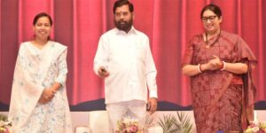 Three thousand Anganwadi helpers in the state will get promotion - Chief Minister Eknath Shinde
राज्यातील तीन हजार अंगणवाडी मदतनीसांना मिळणार पदोन्नती - मुख्यमंत्री एकनाथ शिंदे
हडपसर क्राइम न्यूज, हडपसर मराठी बातम्या, हडपसर न्युज Hadapsar Crime News, Hadapsar Marathi News, ,Hadapsar News
