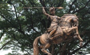 Inspection of Bajirao Peshwa statue by Namdar Chandrakantada Patil बाजीराव पेशवे पुतळ्याची नामदार चंद्रकांतदादा पाटील यांच्याकडून पाहाणी हडपसर क्राइम न्यूज, हडपसर मराठी बातम्या, हडपसर न्युज Hadapsar Crime News, Hadapsar Marathi News, ,Hadapsar News