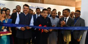 Inauguration of Infosys' Nagpur Development Center; Union Minister Nitin Gadkari and Deputy Chief Minister Devendra Fadnavis present
इन्फोसिसच्या नागपूर विकास केंद्राचे उद्घाटन; केंद्रीय मंत्री नितीन गडकरी आणि उपमुख्यमंत्री देवेंद्र फडणवीस  यांची उपस्थिती 
हडपसर क्राइम न्यूज, हडपसर मराठी बातम्या, हडपसर न्युज Hadapsar Crime News, Hadapsar Marathi News, ,Hadapsar News
