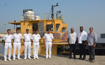 Missile Ammunition Storage essel (MCA) barge with missile, LSAM 10 (78 yards) deployed क्षेपणास्त्रासह शस्‍त्रास्त्र साठवण्‍यासाठी असलेली होडी (एमसीए) बार्ज, एलएसएएम 10 (यार्ड 78) तैनात हडपसर क्राइम न्यूज, हडपसर मराठी बातम्या, हडपसर न्युज Hadapsar Crime News, Hadapsar Marathi News, ,Hadapsar News