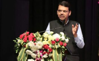 Deputy Chief Minister Mr Fadnavis was speaking at the handover ceremony of the 100th All India Marathi Theater Conference १०० व्या अखिल भारतीय मराठी नाट्य संमेलनाच्या हस्तांतरण सोहळ्यामध्ये उपमुख्यमंत्री श्री.फडणवीस हडपसर क्राइम न्यूज, हडपसर मराठी बातम्या, हडपसर न्युज Hadapsar Crime News, Hadapsar Marathi News, ,Hadapsar News, Hadapsar Latest News