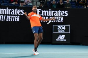 Rohan Bopanna became the first Indian tennis player to win the title of Australian Open tennis tournament
ऑस्ट्रेलियन खुल्या टेनिस स्पर्धेचं विजेतेपद पटकावणारा रोहन बोपण्णा ठरला पहिला भारतीय टेनिसपटू
हडपसर क्राइम न्यूज, हडपसर मराठी बातम्या, हडपसर न्युज Hadapsar Crime News, Hadapsar Marathi News, ,Hadapsar News, Hadapsar Latest News
