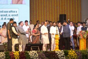 Chief Minister Eknath Shinde inaugurated various development works including grand 'Namo Maharojgar Melavai'
भव्य 'नमो महारोजगार मेळाव्या'सह विविध विकास कामांचे मुख्यमंत्री एकनाथ शिंदे यांच्या हस्ते उद्घाटन
हडपसर क्राइम न्यूज, हडपसर मराठी बातम्या, हडपसर न्युज Hadapsar Crime News, Hadapsar Marathi News, ,Hadapsar News
