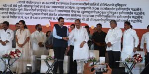 Bhoomipujan and dedication of the multispecialty hospital to be built in 30 and other development works were done in the presence of Deputy Chief Minister Devendra Fadnavis and at the hands of Deputy Chief Minister Ajit Pawar.
मल्टिस्पेशालिटी हॉस्पिटलसह अन्य विकासकामांचे भूमिपूजन व लोकार्पण उपमुख्यमंत्री देवेंद्र फडणवीस यांच्या उपस्थितीत आणि उपमुख्यमंत्री अजित पवार यांच्या हस्ते करण्यात आले.
हडपसर क्राइम न्यूज, हडपसर मराठी बातम्या, हडपसर न्युज Hadapsar Crime News, Hadapsar Marathi News, ,Hadapsar News